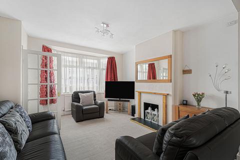 3 bedroom terraced house for sale, Pembroke Avenue, Enfield