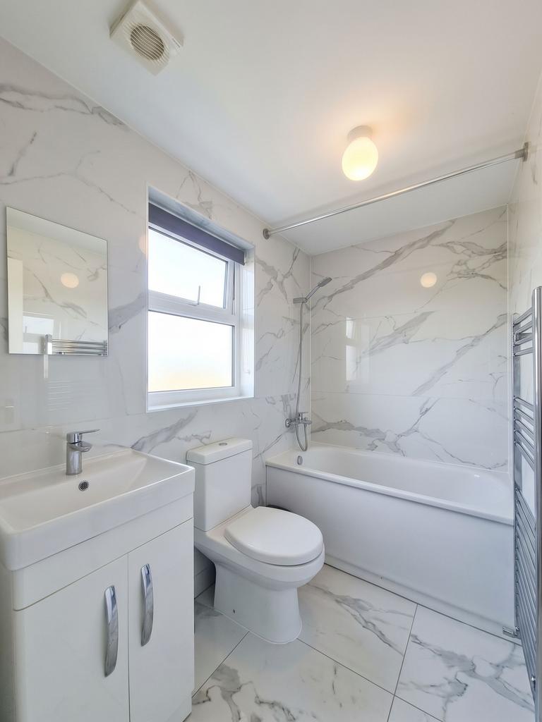 Apartment in London, Leyton - View 4