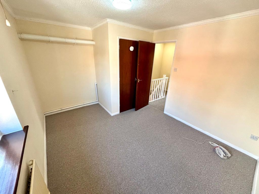 House in Dagenham - View 4