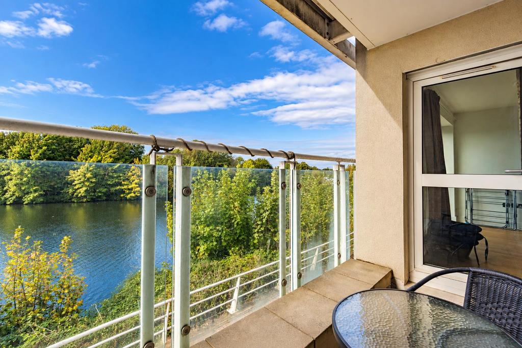 Apartment in Cardiff - View 4