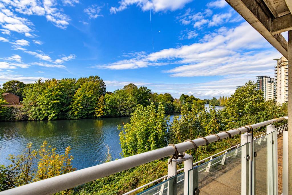 Apartment in Cardiff - View 5