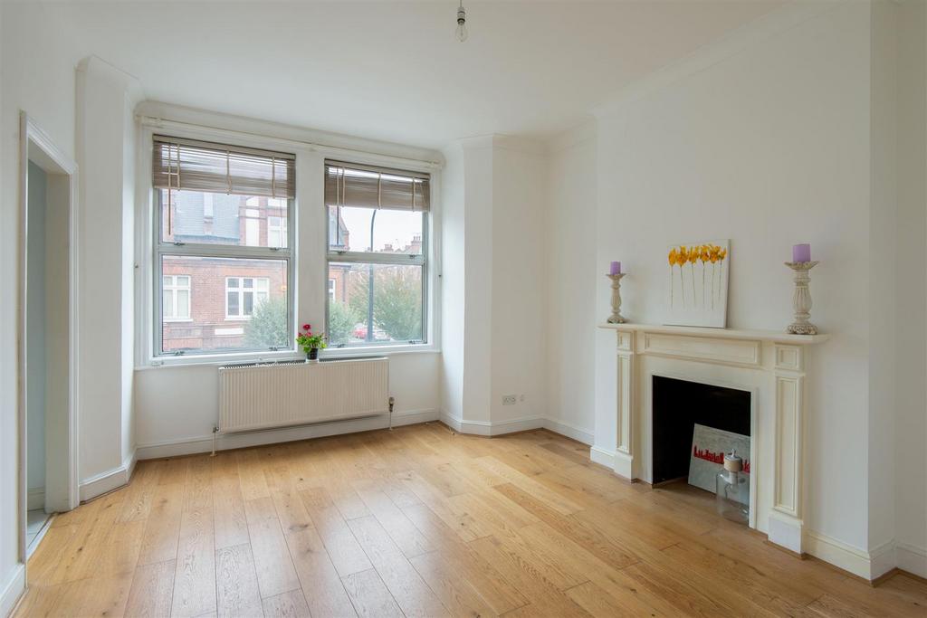 Apartment in London - View 2