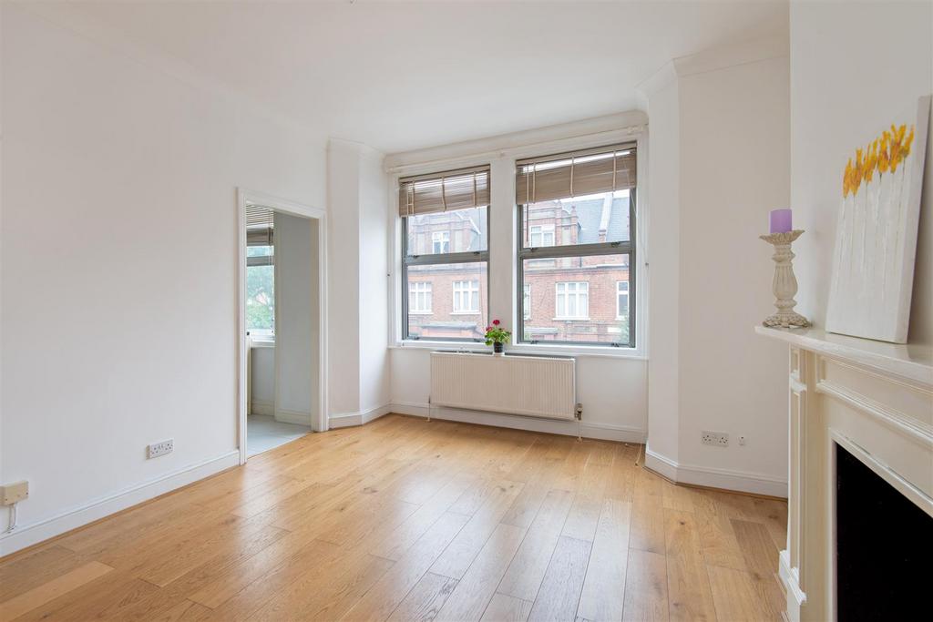 Apartment in London - View 3