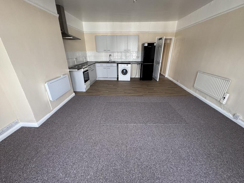 Apartment in Croydon, Selhurst - View 2