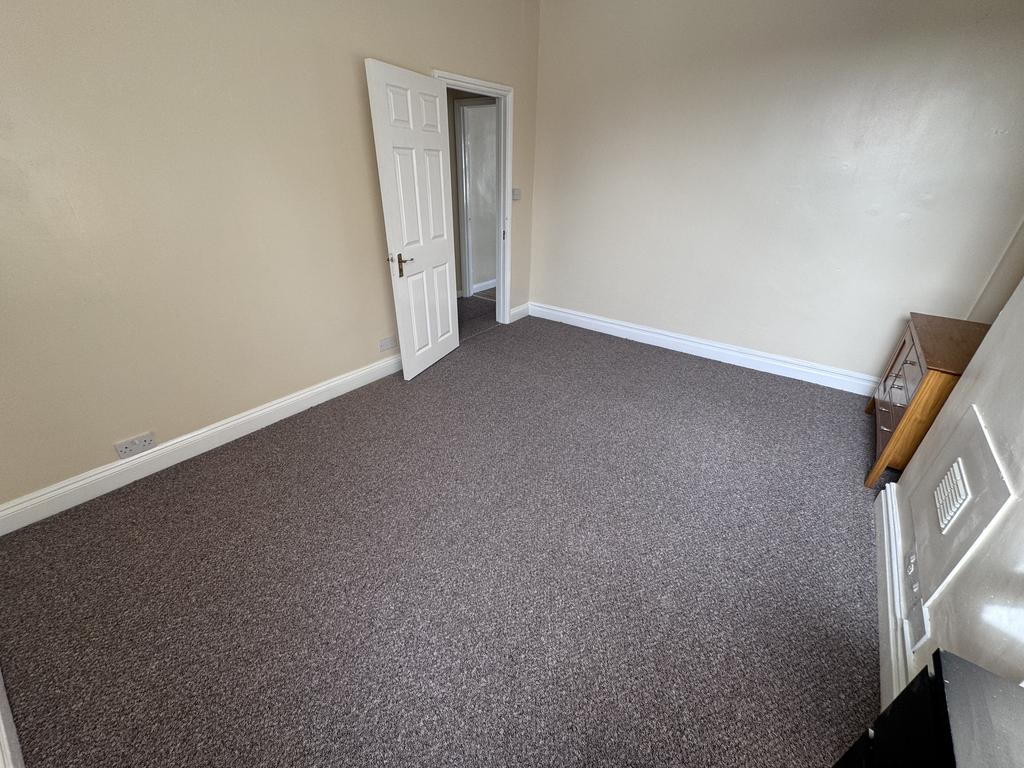 Apartment in Croydon, Selhurst - View 5