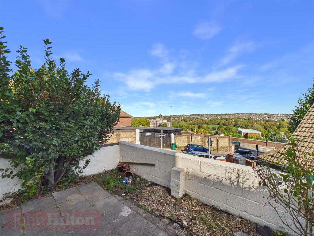House in East Sussex - View 4