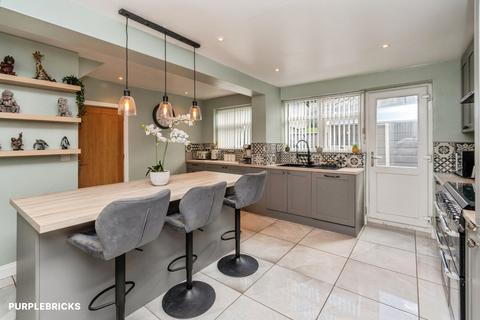 4 bedroom semi-detached house for sale, Mount Road, Wolverhampton, WV4