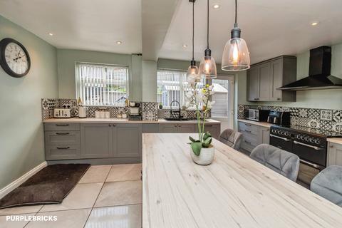 4 bedroom semi-detached house for sale, Mount Road, Wolverhampton, WV4