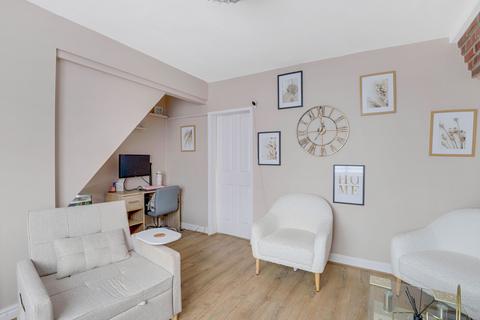 2 bedroom terraced house for sale, Victor Crescent, Nottingham NG10