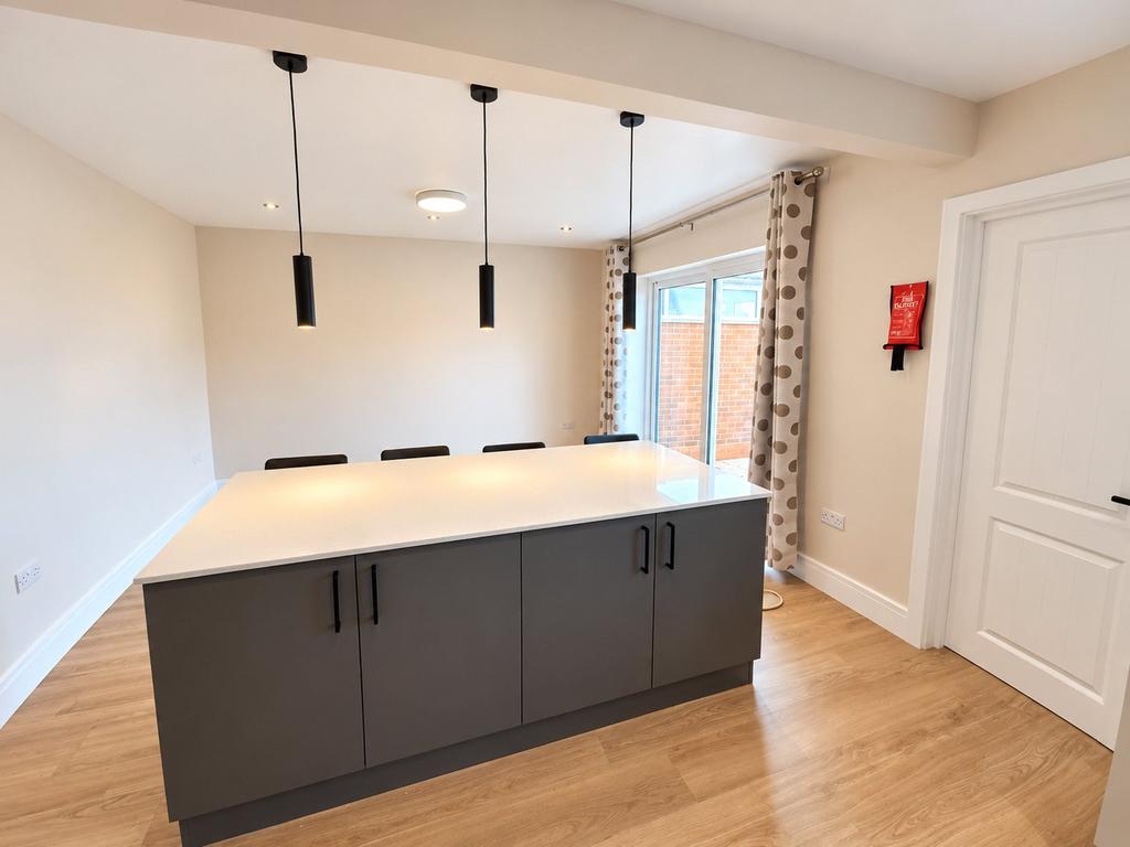 House in Oxford, The Lakes, Northway - More