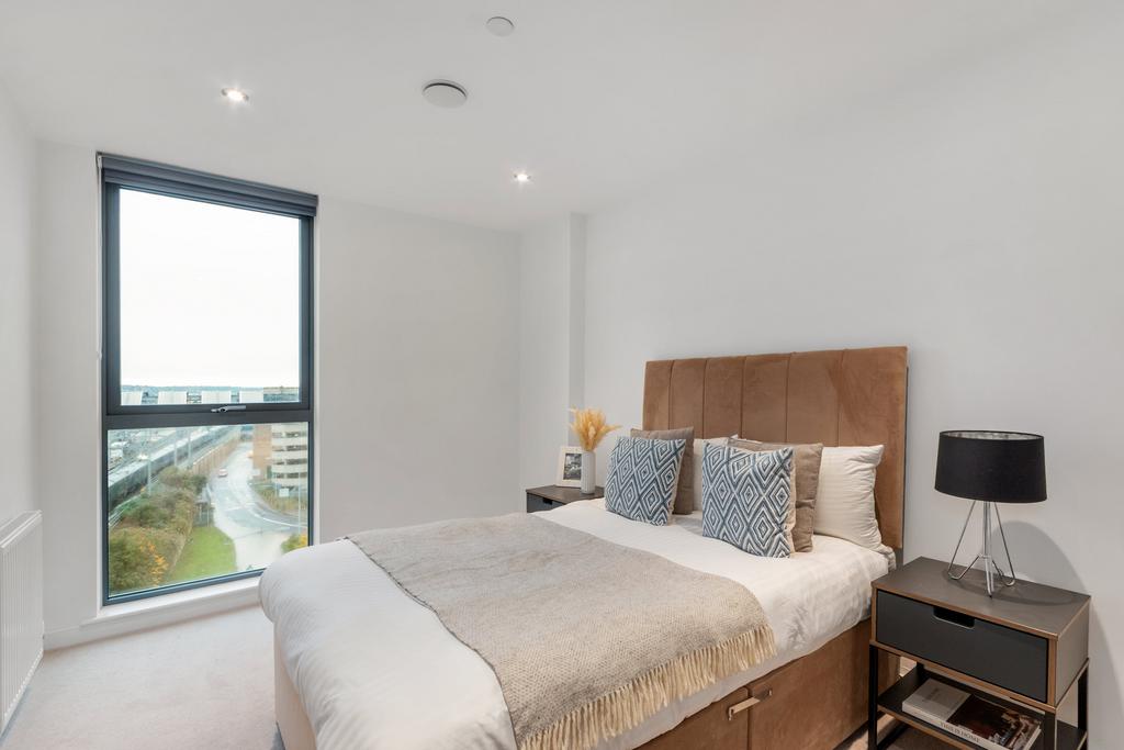 Apartment in London - View 5