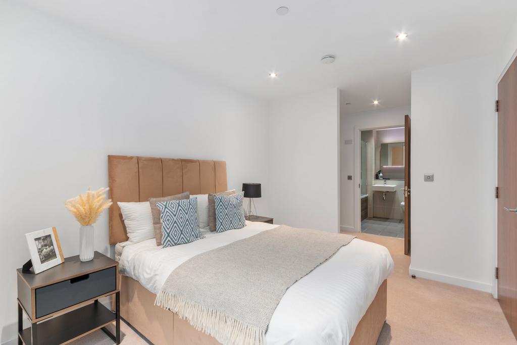 Apartment in London - More