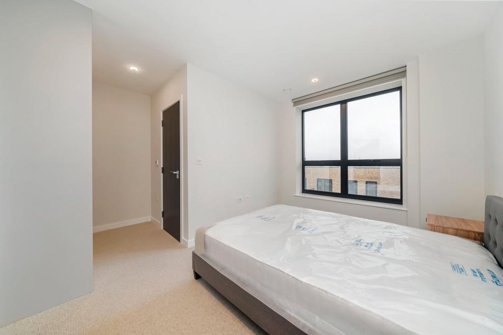 Apartment in London - More