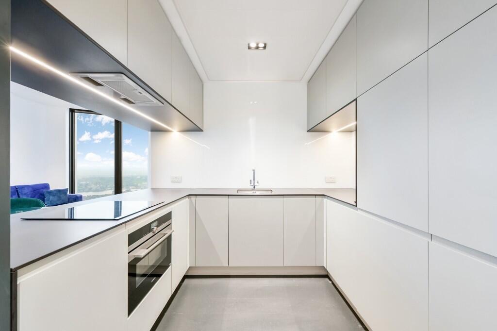 Apartment in London - View 3