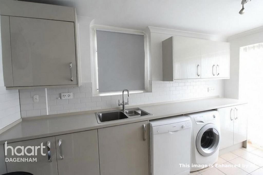 House in London, Dagenham - View 2