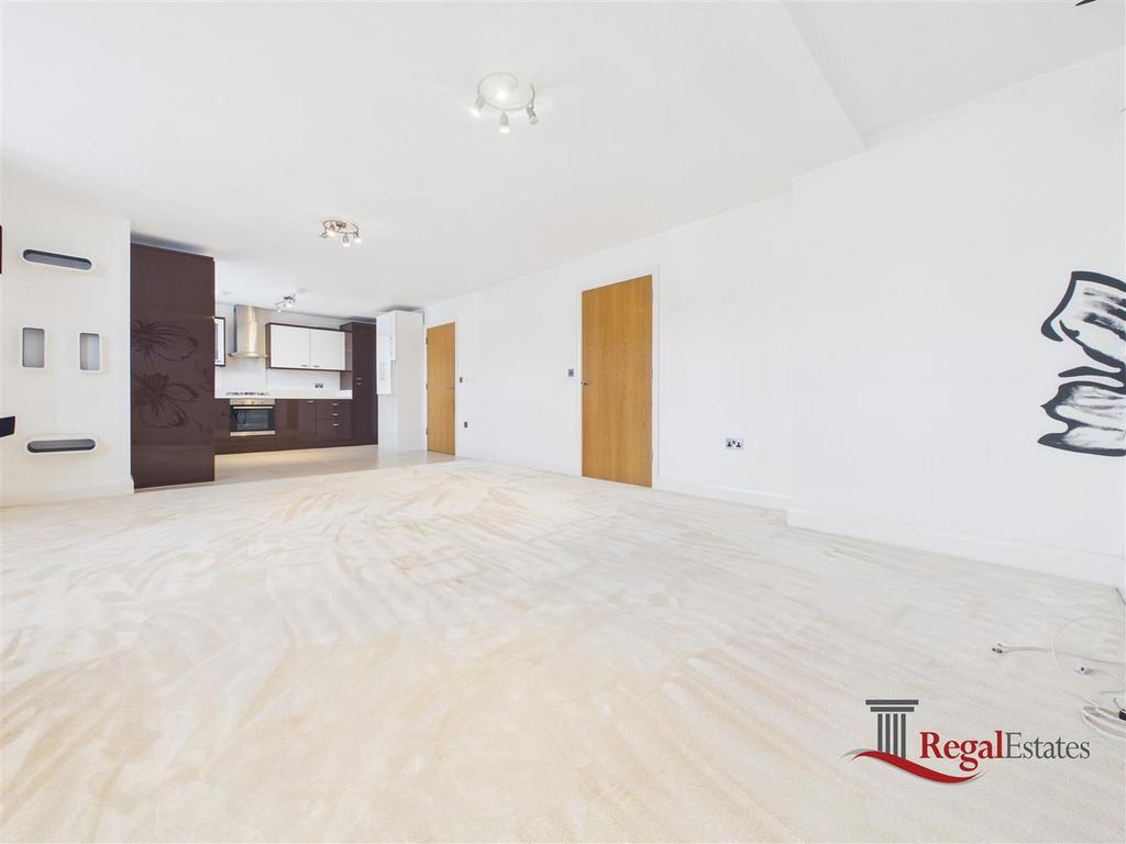 Apartment in Harrow - View 2