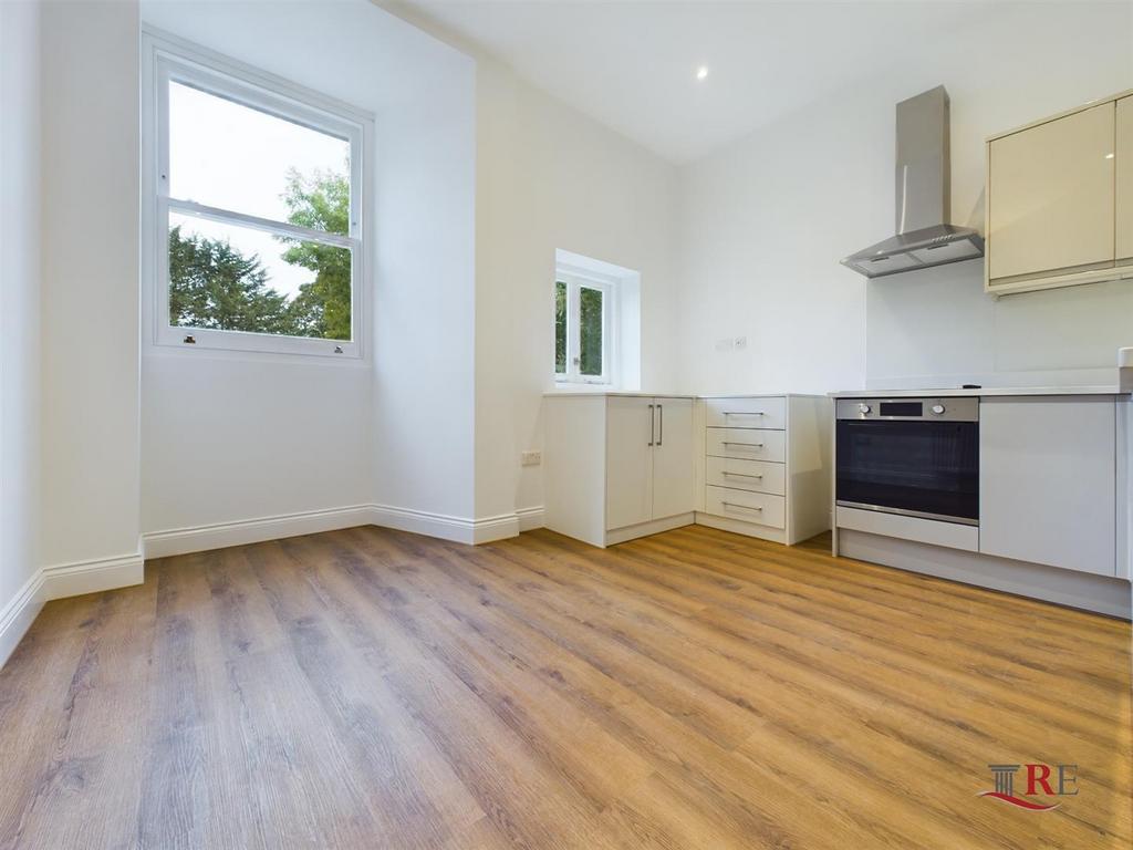 Apartment in London - View 2