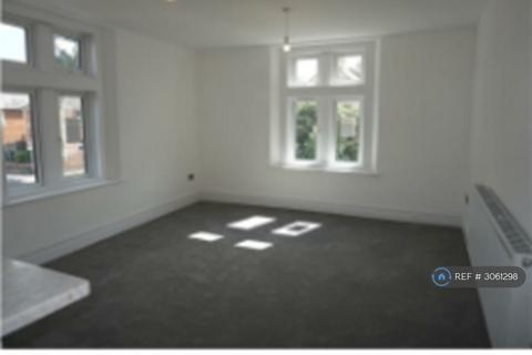 2 bedroom flat to rent, Bradford Road, Trowbridge, BA14