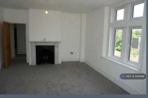 2 bedroom flat to rent, Bradford Road, Trowbridge, BA14