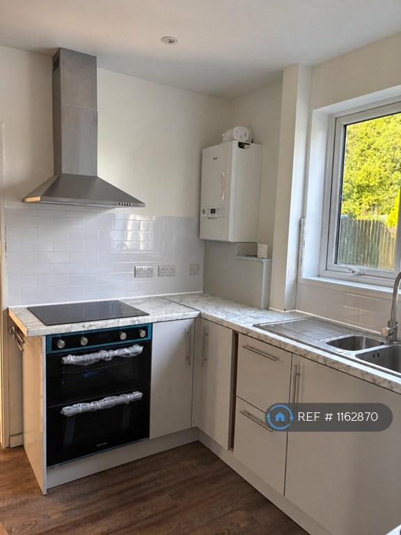 House in Cambridge, Cambridgeshire - More