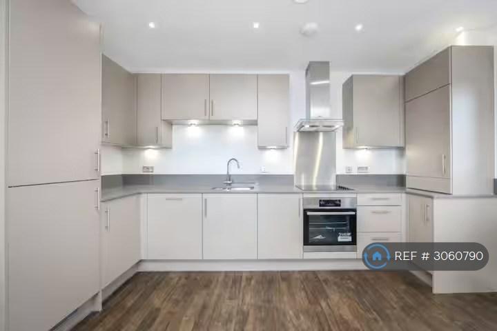Apartment in London - View 3