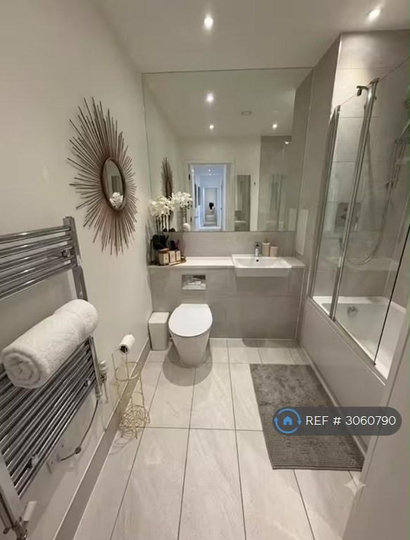 Apartment in London - More