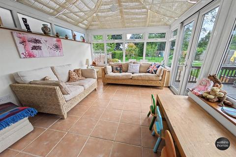 4 bedroom semi-detached house for sale, Church Croft, Madley, Hereford, HR2
