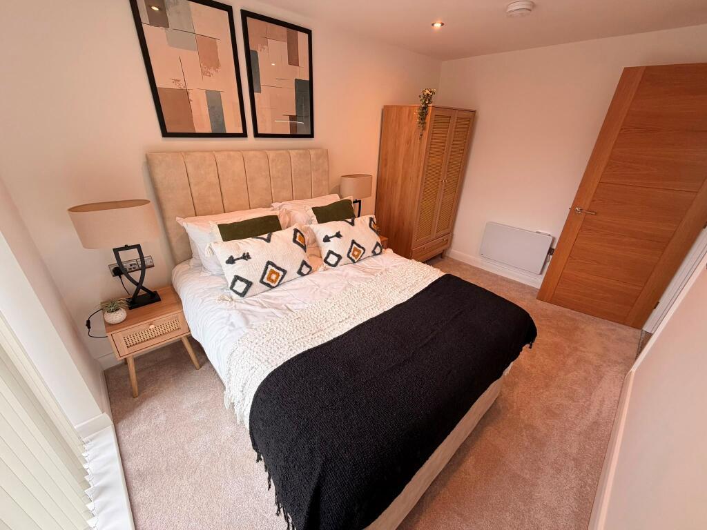 Apartment in London - View 3