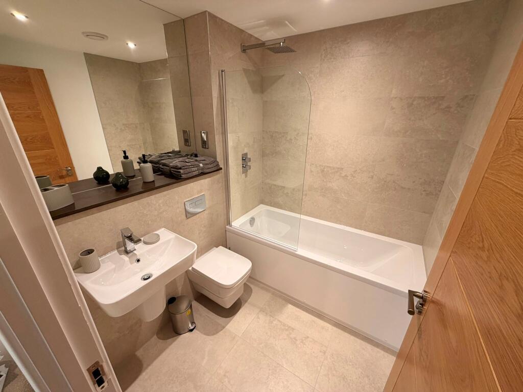 Apartment in London - View 4