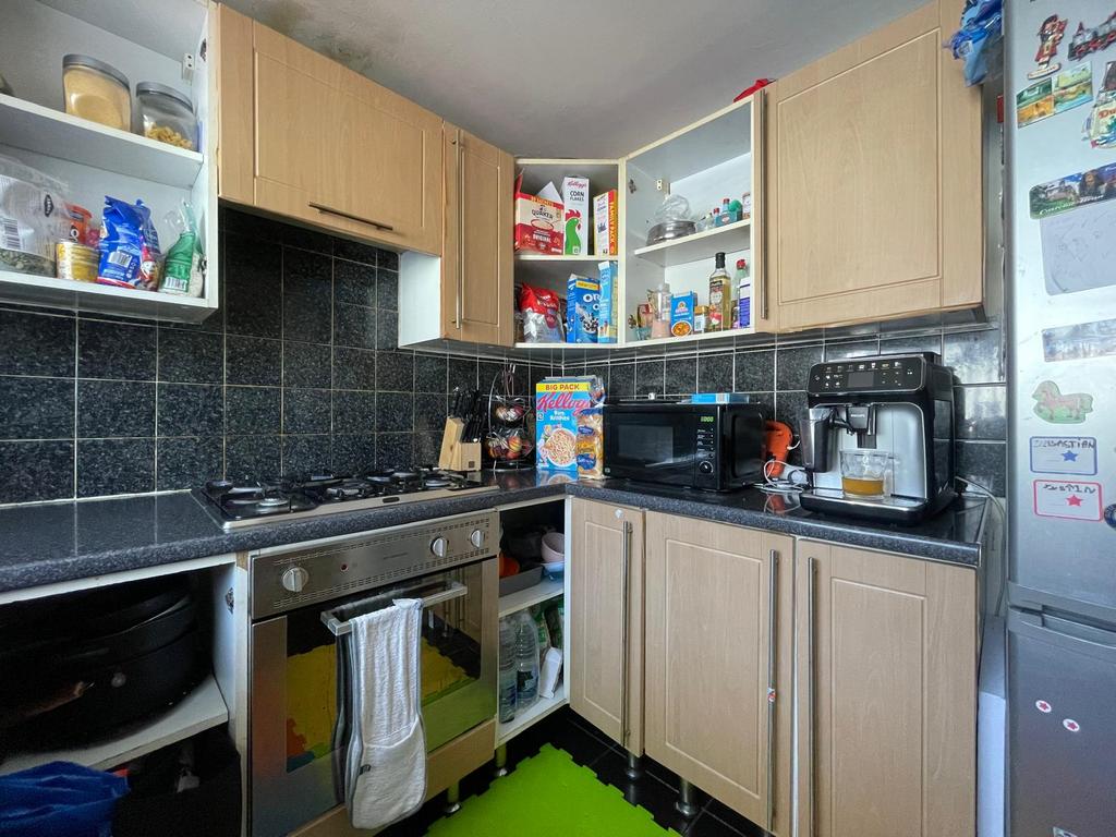 Apartment in London - View 3