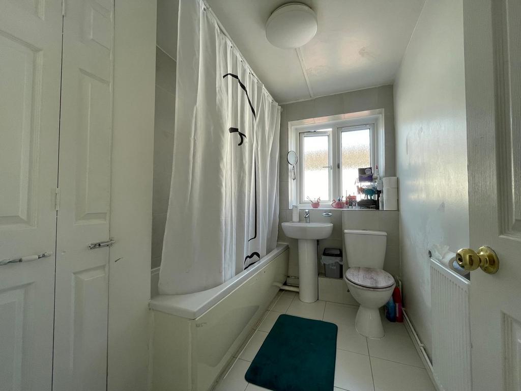 Apartment in London - More