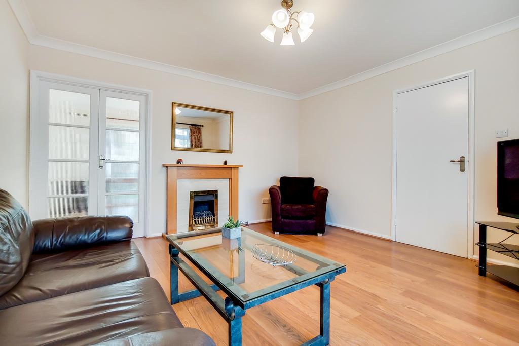 House in Hounslow - View 2