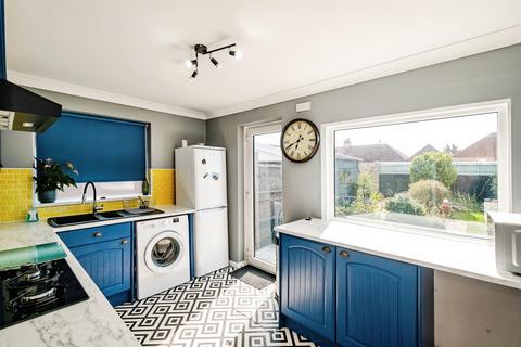 2 bedroom semi-detached bungalow for sale, Hurley Road, Worthing