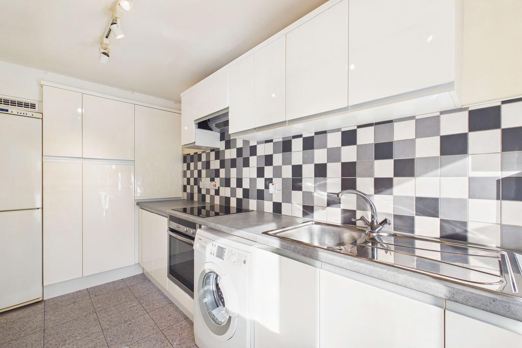 Apartment in Edinburgh - More