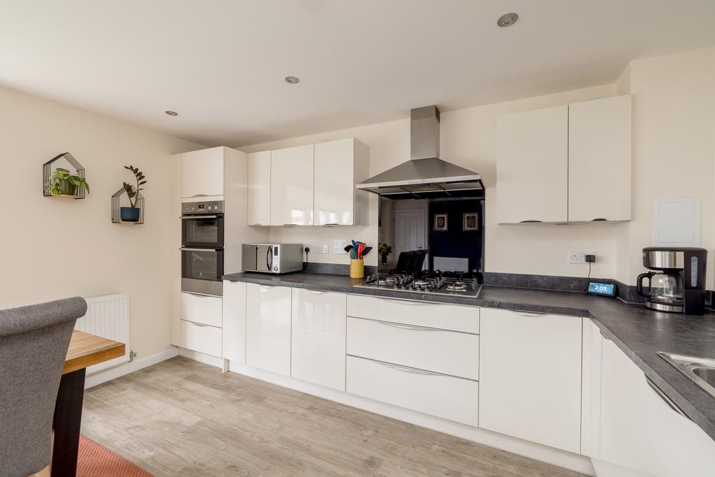 House in Edinburgh - View 3