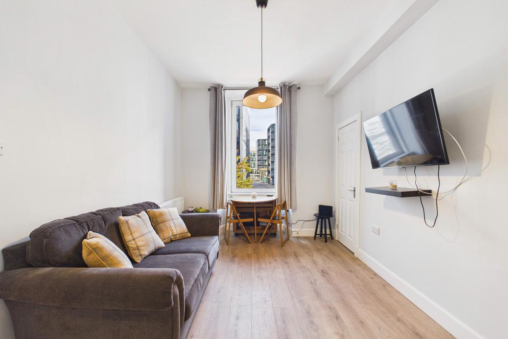 Apartment in Edinburgh - View 2
