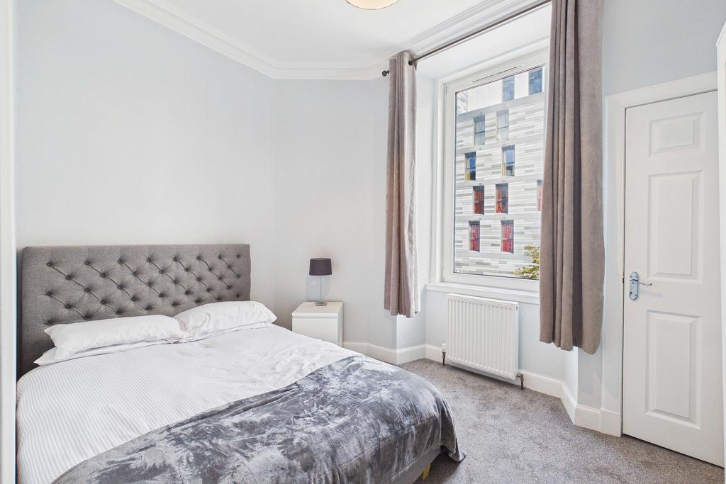 Apartment in Edinburgh - More