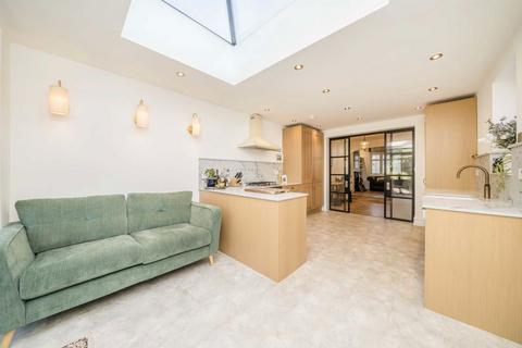 undefined, Spring Gardens, West Molesey KT8