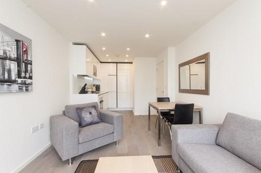 Apartment in London, St Luke's, Finsbury - View 2