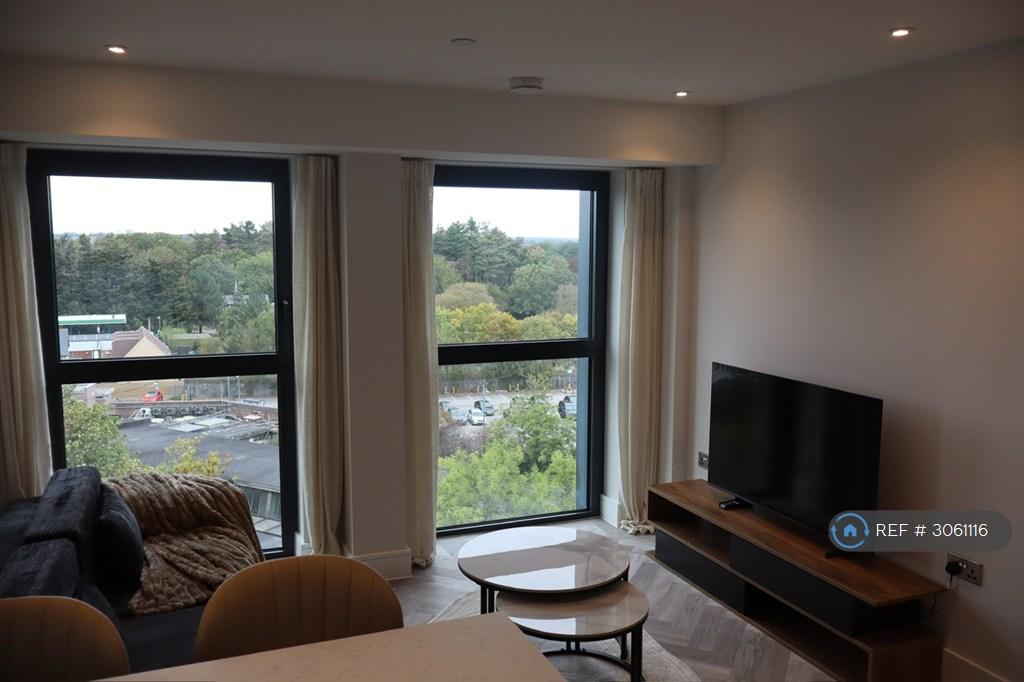 Apartment in Barnet - View 3