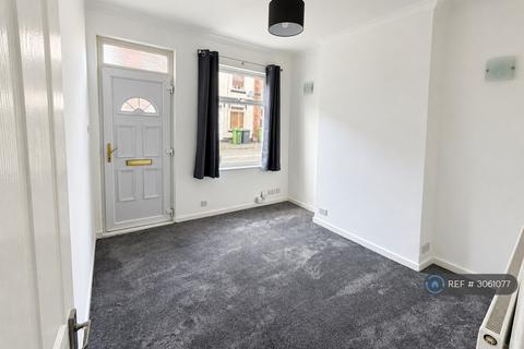 3 bed terraced house for rent in Albert Road, Kidderminster, DY10
