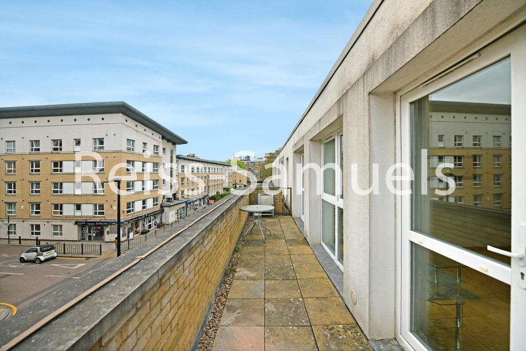 Apartment in London - View 2