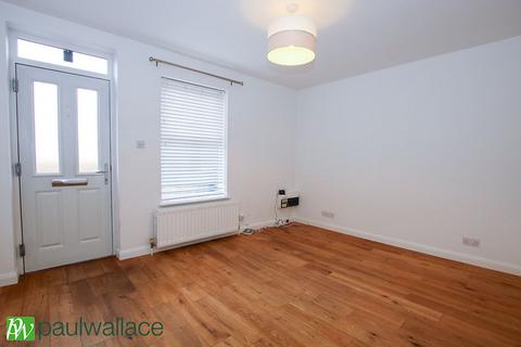 3 bedroom end of terrace house for sale, Nursery Road, Turnford