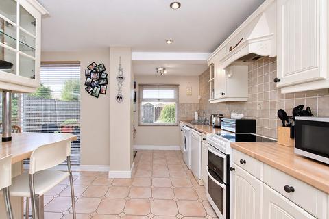 3 bedroom end of terrace house for sale, Cambrian Way, Hemel Hempstead