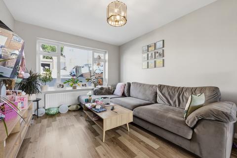 3 bedroom terraced house for sale, Coombfield Drive, Dartford