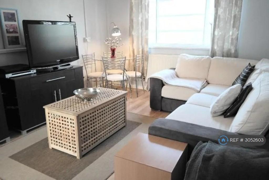 Apartment in London - View 2