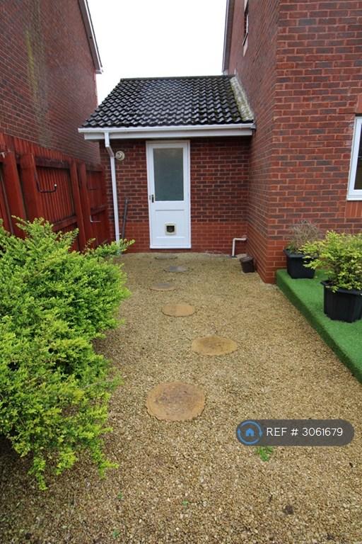 House in Pontprennau, Cardiff - More