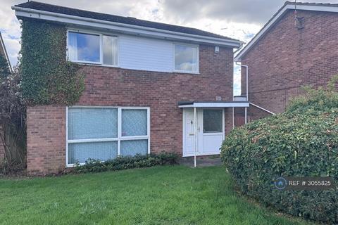4 bedroom detached house to rent, Spinney Walk, Peterborough, PE3