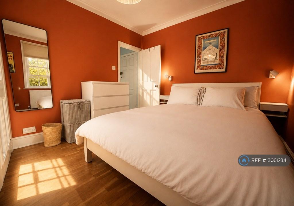 Apartment in London - View 4