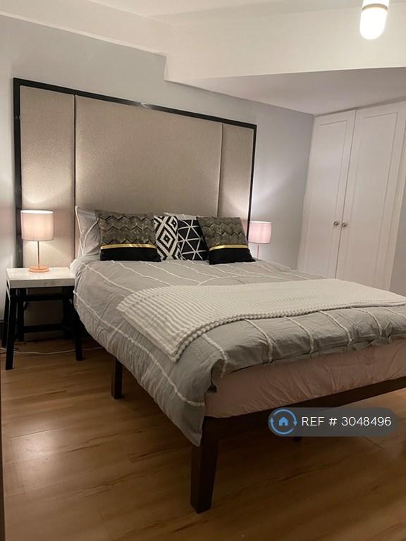 Apartment in London - View 3